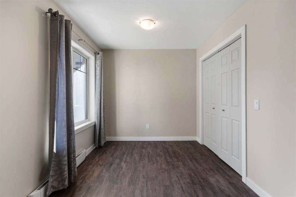 Redstone 3 Bed - 2.5 Bath — photo 11